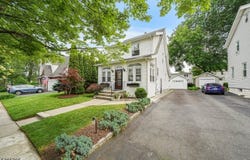 103 Cedar St, Nutley Twp., NJ 07110-2121