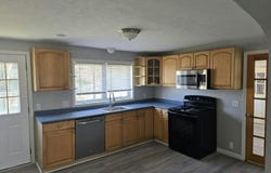 80 Haviland Rd, Poughkeepsie, NY 12601