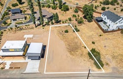 752 Sunnyside Road, St. Helena, CA 94574