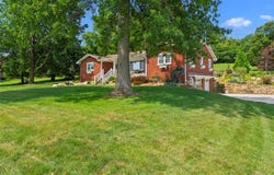 142 Sober Rd, Gilpin Twp, PA 15656