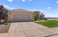 902 E 3950 S, Washington, UT 84780