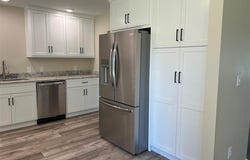 611 S Hazel Street, Grove, OK 74344