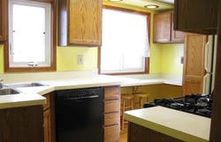 29202 Legion Street, Roseville, MI 48066