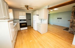 152 W Goldleaf Ave, Milwaukee, WI 53207