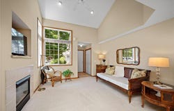 13476 Settlers Ridge Lane, Burnsville, MN 55337