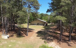 715 Perry, Hawkinsville, GA 31036