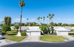 1910 Grand Bahama Drive E, Palm Springs, CA 92264