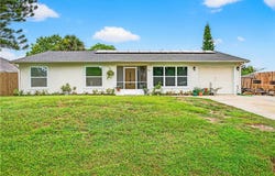 381 Pine Street, Sebastian, FL 32958