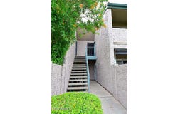 623 W Guadalupe Road, Mesa, AZ 85210