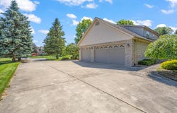 37490 Harvest Lane, New Boston, MI 48164