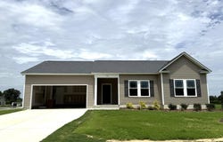 53 Finch Lane, Four Oaks, NC 27524