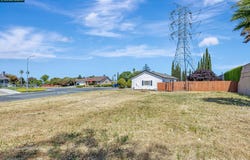 1771 Schooner Way, Pittsburg, CA 94565