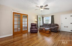 512 Broadway Ave North, Buhl, ID 83316-1530