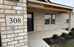 308 Whitley Way, Berea, KY 40403