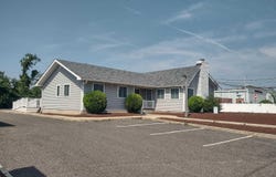 16 Roosevelt Blvd, Marmora, NJ 08226