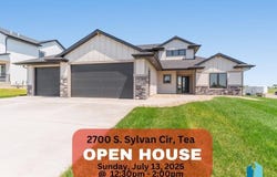 2700 Sylvan Cir N, Tea, SD 57064