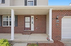 957 Pacific Crossing Drive, O'Fallon, IL 62269
