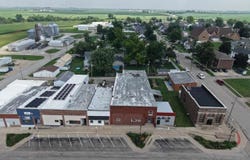 26 Main Street, Newhall, IA 52315
