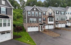 123 Moyer Hill Dr, Cranberry Twp, PA 16066