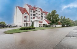 5433 Harbortown Cir, Prospect, KY 40059