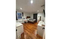 121 W Seaman Avenue, Freeport, NY 11520