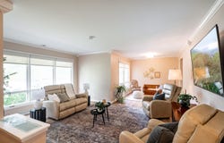 8994 N Santa Monica Blvd, Bayside, WI 53217