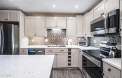 17810 S WALAPAI Road, Munds Park, AZ 86017