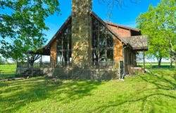 22249 2100 Rd, Chanute, KS 66720