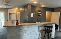 415 N Broad, Carlinville, IL 62626