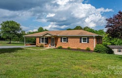 2609 Raintree Street, Connelly Springs, NC 28612
