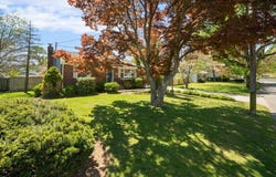128 E 10th Street, Huntington Station, NY 11746