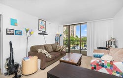 98-402 Koauka Loop 216, Aiea, HI 96701