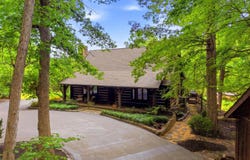 637 E 600 S, Trafalgar, IN 46181
