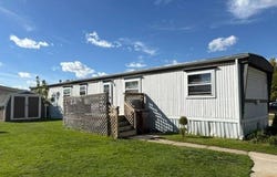 5338 Americana Ln, Casco, MI 48064