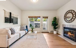 227 Marina Lakes Dr, Richmond, CA 94804
