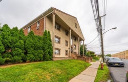 816-826 W Grand St, Elizabeth City, NJ 07202-1009