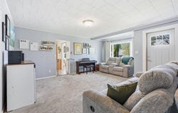 202 Hamilton Drive, River Falls, WI 54022