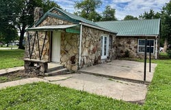 317 Fourth, Humboldt, KS 66748