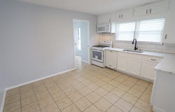 1020 S Adams Street, McGregor, TX 76657