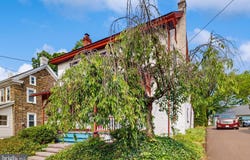 124 S MAIN ST, PERKASIE, PA 18944