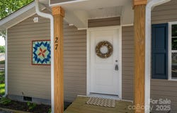 27 Forest Park Road, Marion, NC 28752