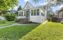 4509 Southcrest Dr, Louisville, KY 40215