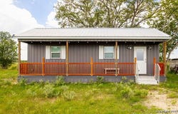 735 Old Zorn Rd, San Marcos, TX 78666