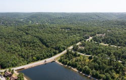 000 Fox Hollow Road, Reeds Spring, MO 65737