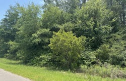 Bentwood Drive, Saucier, MS 39574