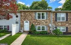 278 JUNIPER Drive, ETTERS, PA 17319