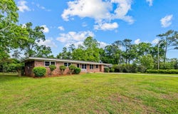 1106 Richardson Road, Tallahassee, FL 32301