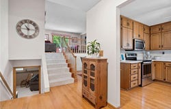 734 Hiawatha Avenue, Vadnais Heights, MN 55127