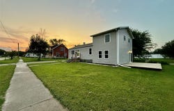 1511 W State Street, Marshalltown, IA 50158