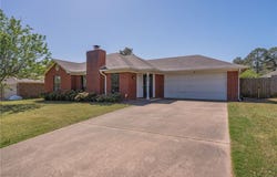 2205 Meadow  LN, Barling, AR 72923